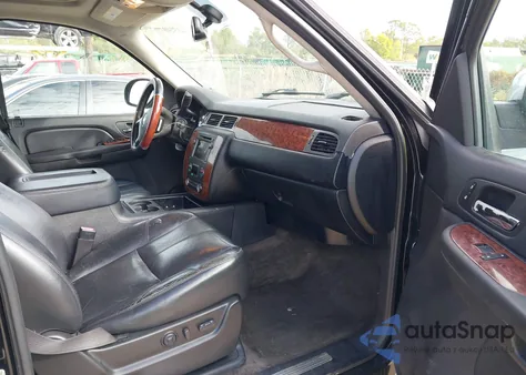 2008 Chevrolet Tahoe Lt z USA, uszkodzony, nr VIN 1GNFC13J68R143447